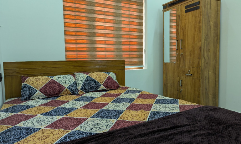 1 cottage with two bedrooms with attached bathroom